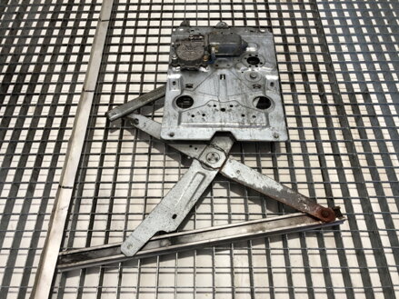 Stahovačka okna levá přední Volvo FH12 1993 - 2022 0130821508