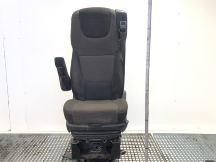 Sedadlo levé přední DAF XF 106 2013-2022