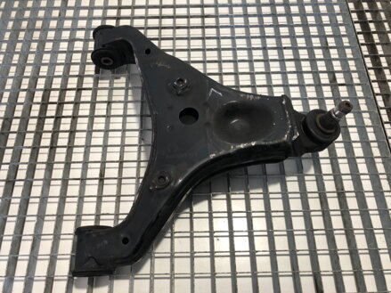 Rameno levé přední Mercedes-benz Sprinter 3 , 5-T Tourer BUS (B907) 2018 - 2022