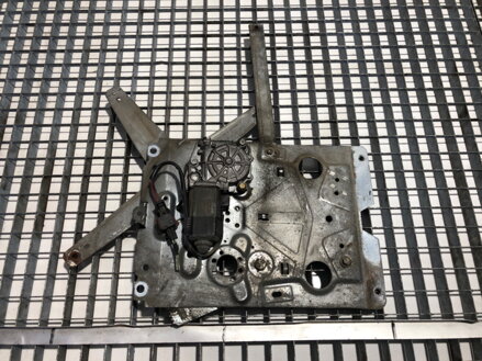 Stahovačka okna pravá přední Renault Trucks Premium 1996 - 2022