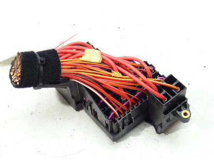 Pojistková skříňka Porsche Cayenne (9PA) 2002 - 2010 7L0941828