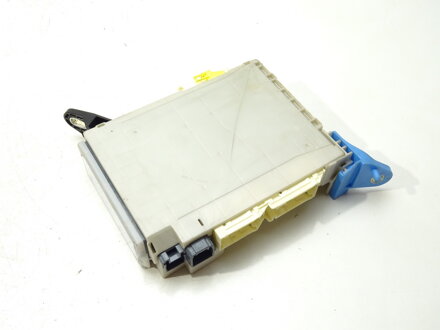 Pojistková skříňka Lexus RC (_C1_) 2014 - 2022 82730-53J30