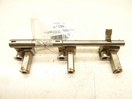 Vstřikovací rampa Jaguar F-pace (X761) 2015 - 2022 FX23-9G802-AC DX23-9D280-CB