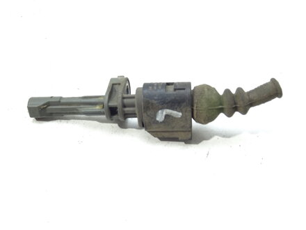 Čidlo zadní levý Skoda Octavia III Combi (5E5, 5E6) 2012 - 2022