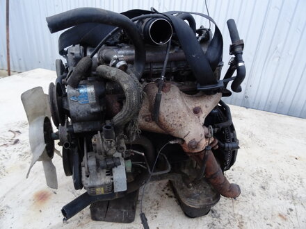 Motor Isuzu Trooper I (UBS) 1983 - 1991 4ZD1
