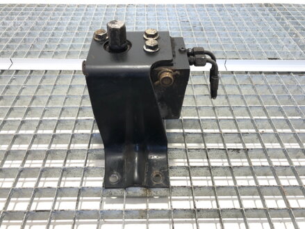 Pumpa / čerpadlo zvedání kabiny Renault Trucks Premium 1996 - 2022