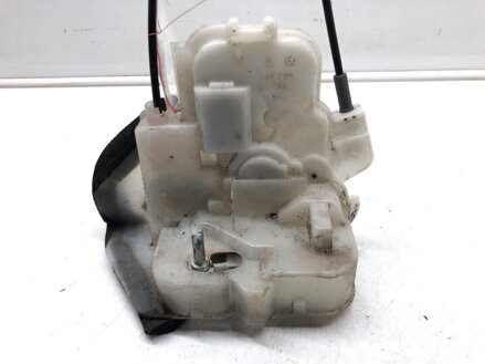 Zámek dveří pravý zadní Subaru Legacy V Kombi (BR) 2008 - 2014