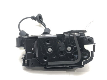 Zámek dveří pravý zadní Skoda Octavia III (5E3, NL3, NR3) 2012 - 2022 5E0839016