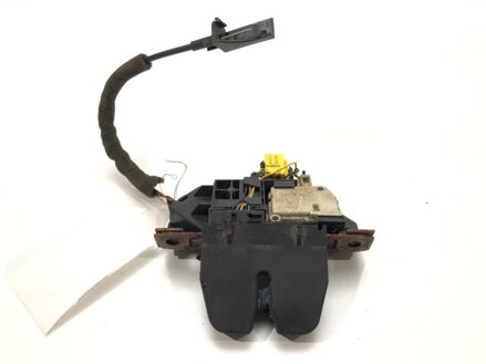 Zámek víka kufru zadní Opel Vectra C (Z02) 2002 - 2009 09180104