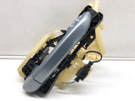 Klika vnější pravá přední VW CC B7 (358) 2011 - 2016 3C8839886