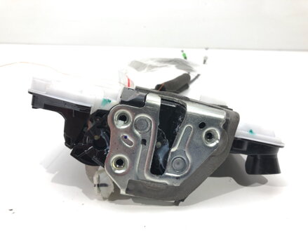 Zámek dveří pravý přední Toyota Corolla Sedan (_E21_) 2019 - 2022