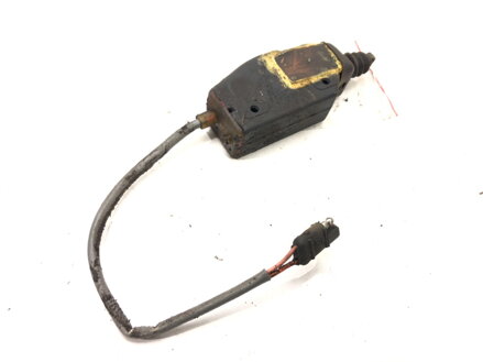 Servomotor / vzpěra zámku víka kufru Land Rover Discovery I (LJ) 1989 - 1998