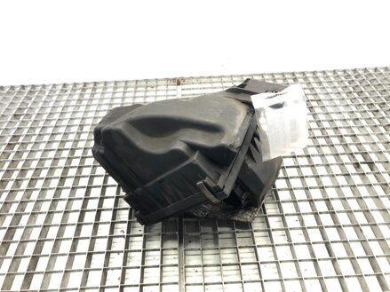 Kryt filtru vzduchu VW Passat B5 . 5 Variant (3B6) 2000 - 2005