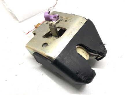 Zámek víka kufru zadní Honda City IV Sedan (GE4) 2002 - 2009