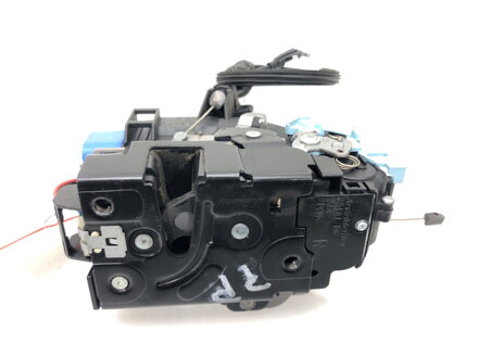 Zámek dveří pravý přední Skoda Octavia II Combi (1Z5) 2004 - 2013 3D1837016AC