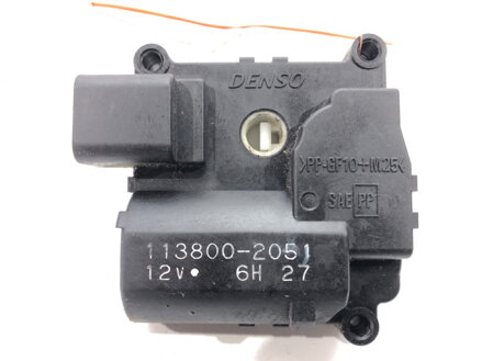 Motor radiátoru topení Toyota Avensis Kombi (_T25_) 2003 - 2008 113800-2051