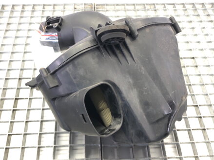 Kryt filtru vzduchu Ford Mondeo IV (BA7) 2007 - 2015 1024130S01