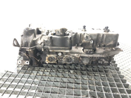 Hlava válců pravá BMW 7 (F01, F02, F03, F04) 2008 - 2015 7573934