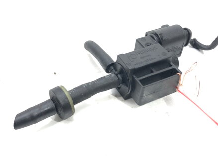 Ventil podtlaku VW Golf VI (5K1) 2008 - 2014 037906283C