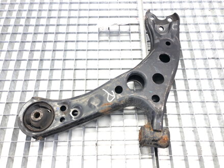 Rameno pravé přední Toyota Corolla Sedan (_E21_) 2019 - 2022