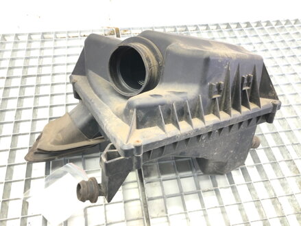 Kryt filtru vzduchu Opel Astra J Sports Tourer (P10) 2010 - 2015 A17DTS