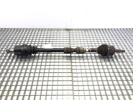 Poloosa pravá přední KIA CEE ' D SW (ED) 2007 - 2012