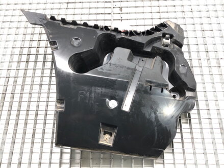 Držák nárazníku levý zadní BMW 5 Touring (F11) 2009 - 2017 7207111