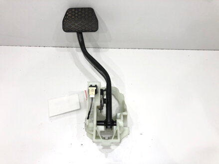 Pedály BMW 3 (F30, F80) 2011 - 2018 6875797