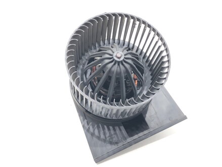 Ventilátor topení Seat Cordoba (6K1, 6K2) 1993 - 2002 6N1819021A