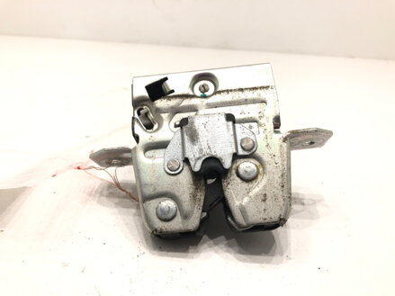 Zámek víka kufru zadní Mercedes-benz Class B Sports Tourer (W246, W242) 2011 - 2018 A2467400035