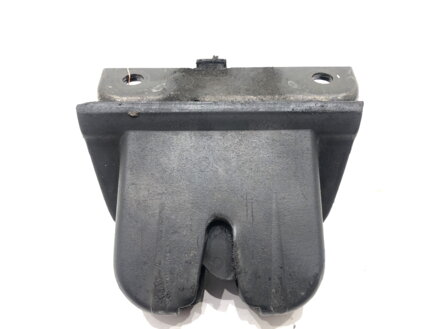 Zámek víka kufru zadní Audi A6 C5 Avant (4B5) 1997 - 2005 4B9827505E