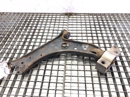 Rameno pravé přední VW Golf VI Variant (AJ5) 2009 - 2014 1K0199232J