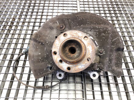 Otoč levá přední BMW 5 Touring (E61) 2004 - 2010