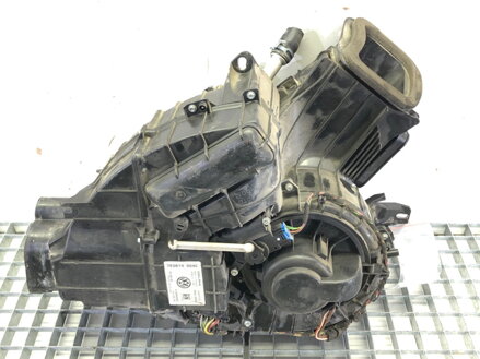 Radiátor topení zadní VW Transporter V Autobus (7HB, 7HJ, 7EB, 7EJ) 2003 - 2015 7E0819004C