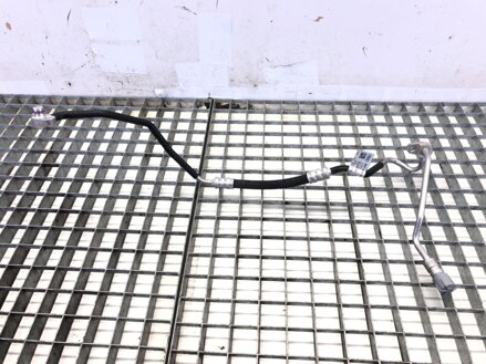 Hadice klimatizace Audi A4 B9 (8W2, 8WC) 2015 - 2022 8W1816720G