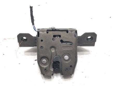 Zámek víka kufru zadní Opel Astra J GTC 2011 - 2022 13581023