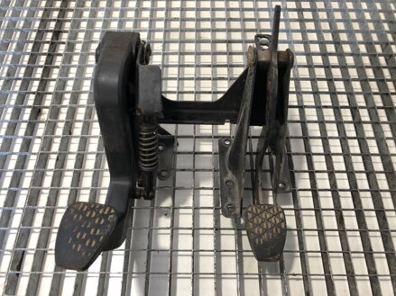 Pedály Mercedes-benz Vito Autobus (W638) 1996 - 2003 A6382900316