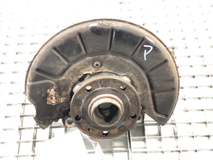 Otoč pravá přední VW Passat B6 Variant (3C5) 2005 - 2011