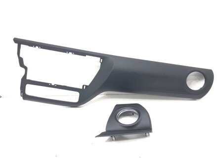 Lišty dekor Toyota Auris Kombi (_E18_) 2013 - 2018 55403-02200