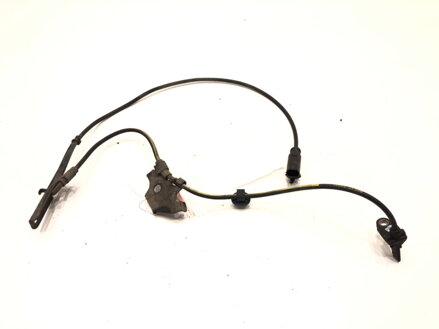 Čidlo pravý přední Toyota Corolla Sedan (_E18_, ZRE1_) 2013 - 2019 0265007805