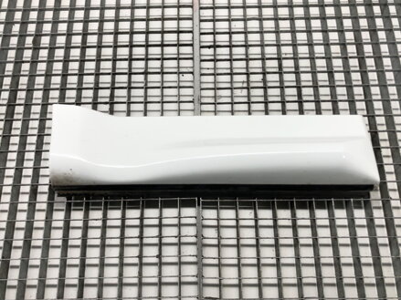 Lišta dveří pravá zadní Land Rover Range Rover Sport I (L320) 2005 - 2013 DGP000221