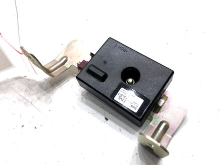 Zesilovač anténní BMW 5 Touring (F11) 2009 - 2017 9230911