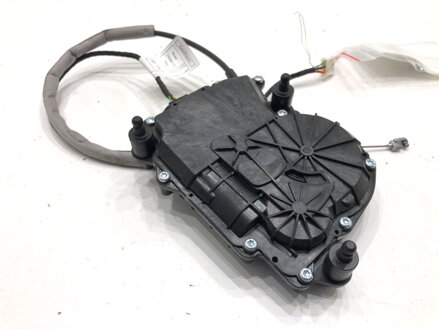 Servomotor / vzpěra zámku víka kufru BMW 5 (G30, F90) 2016 - 2022 7383561