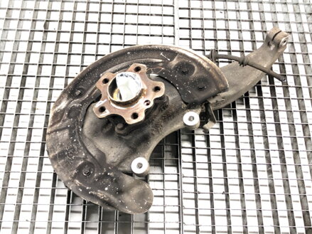 Otoč levá přední BMW 5 (G30, F90) 2016 - 2022 6861797