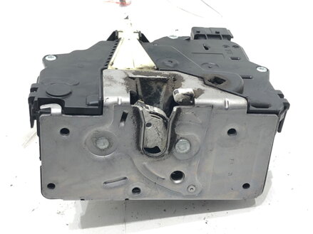 Zámek dveří pravý přední Opel Corsa E (X15) 2014 - 2022 13431840