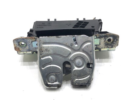 Zámek víka kufru zadní Opel Astra H (A04) 2004 - 2014 13117285