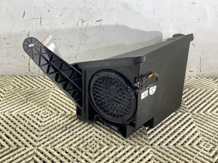 Subwoofer Skoda Octavia III Combi (5E5, 5E6) 2012 - 2022 5E0035412