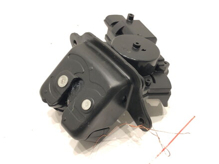 Zámek víka kufru zadní Toyota C-hr (_X1_) 2016 - 2022