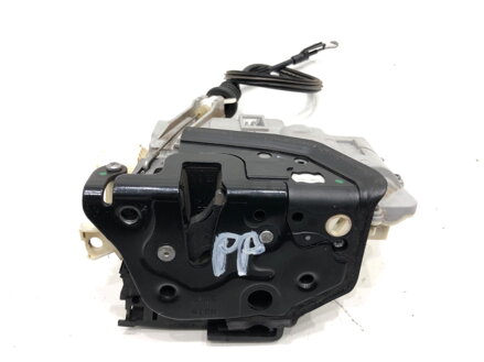 Zámek dveří pravý přední VW Passat B7 (362) 2010 - 2015 3C1837016A