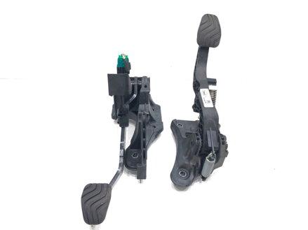 Pedály Renault Clio V (B7_) 2019 - 2022